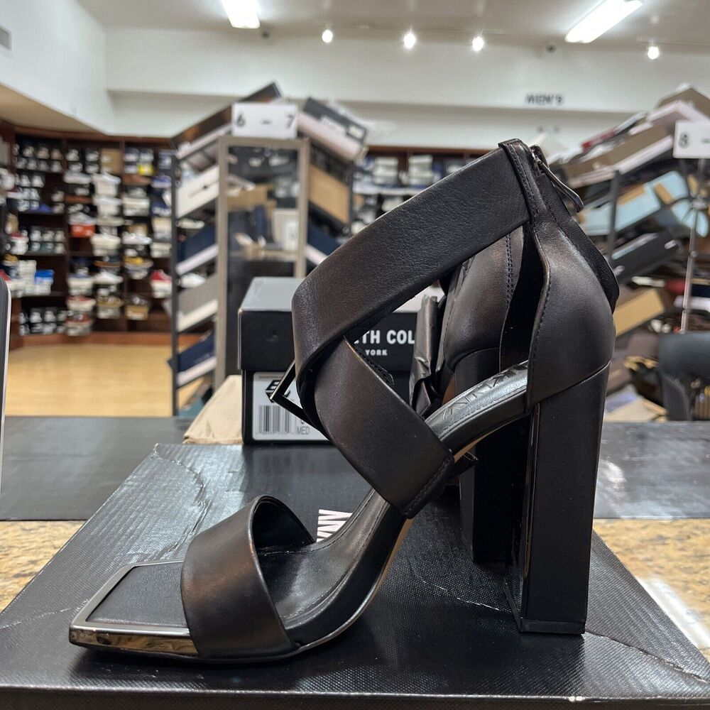 DKNY Women's Revelyn Black Leather Ankle Strappy Zipper High Sandals Size 6.5M - Picture 2 of 6